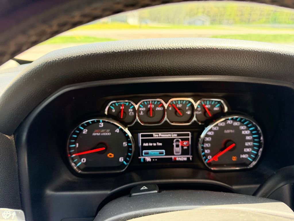 Used 2015 Chevrolet Silverado 2500 LT w/ LT Convenience Package AWD/4WD image 22
