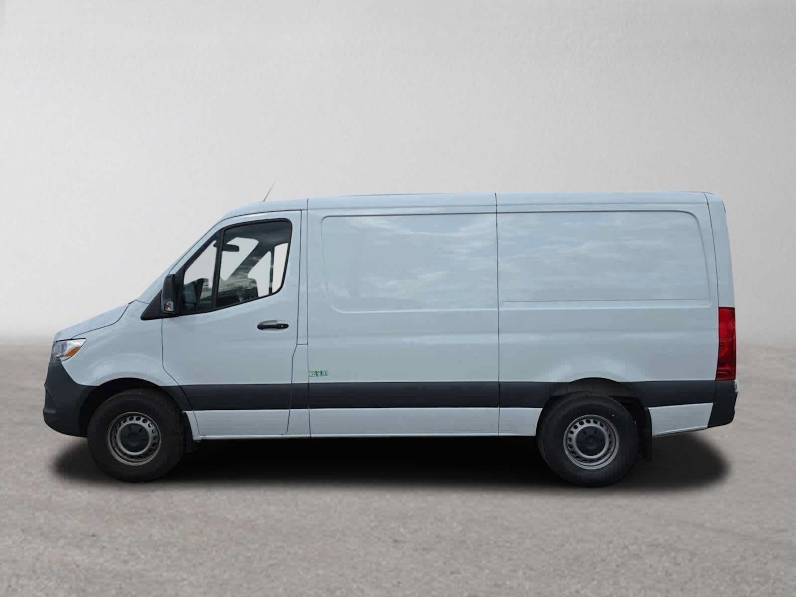 Used 2025 Mercedes-Benz Sprinter 2500 image 6