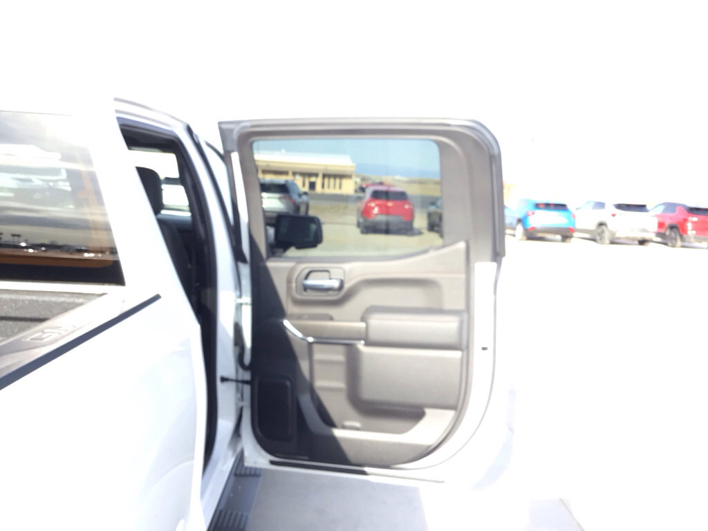 Used 2021 GMC Sierra 1500 AT4 w/ AT4 Preferred Package image 16