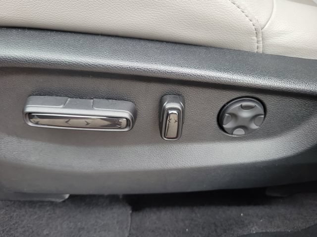 Used 2022 Honda CR-V Touring image 19