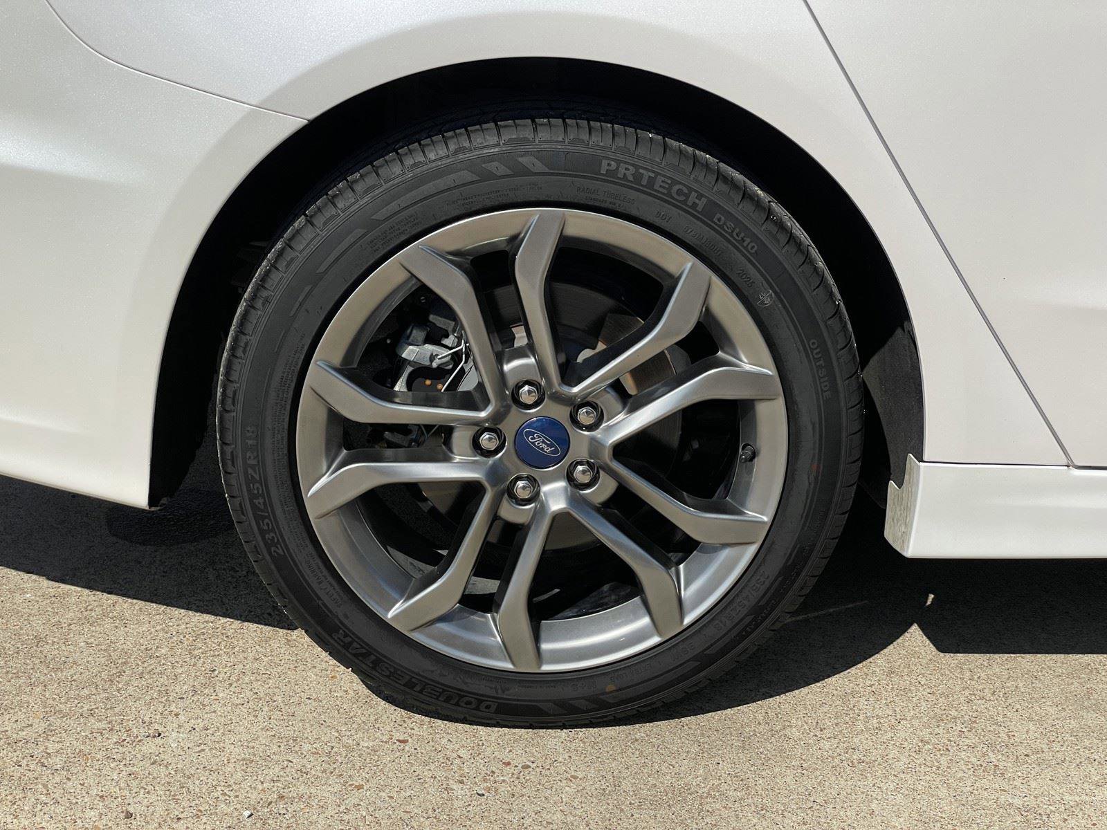 Used 2020 Ford Fusion SEL FWD image 48
