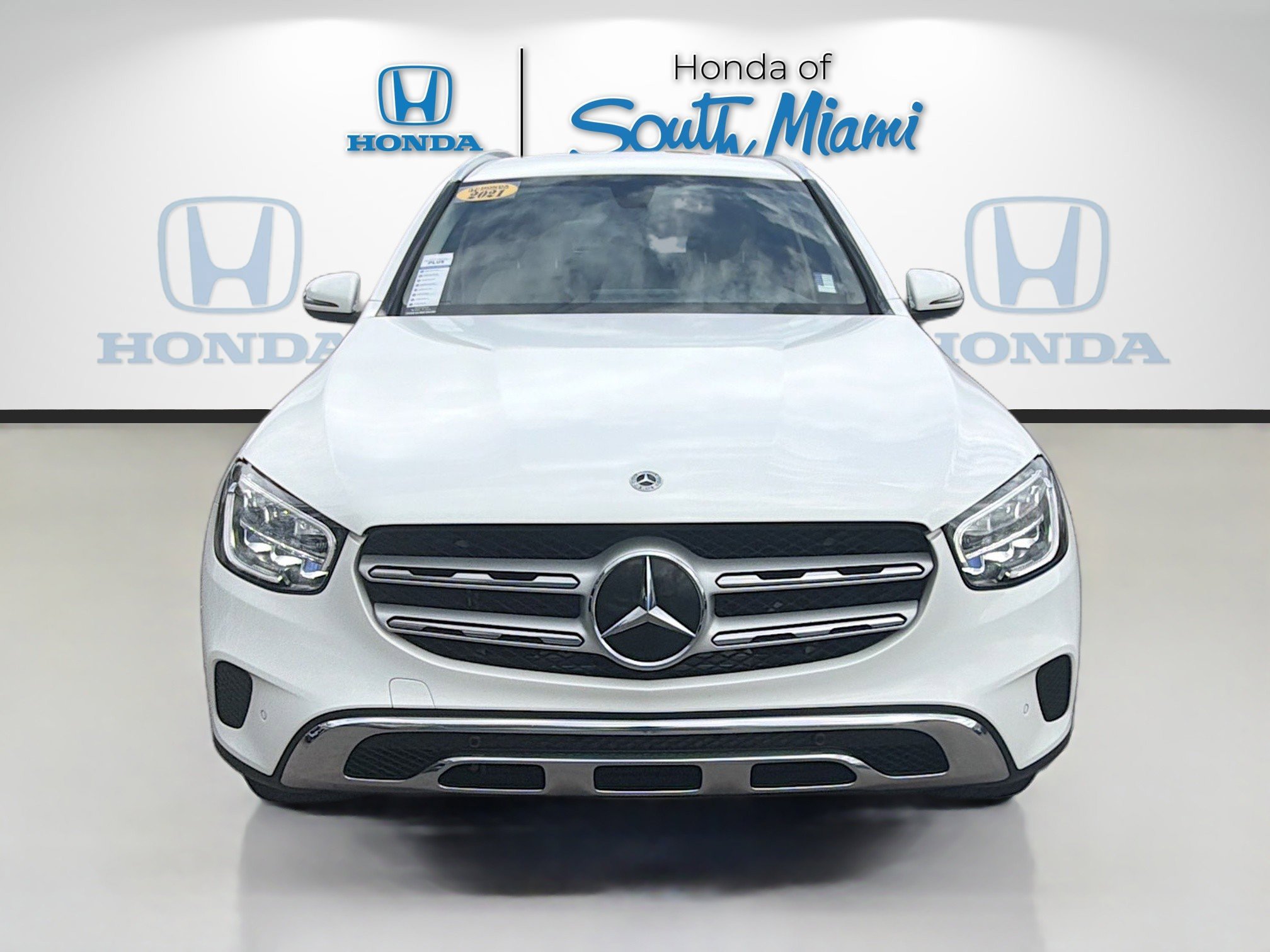 Used 2021 Mercedes-Benz GLC 300 image 2
