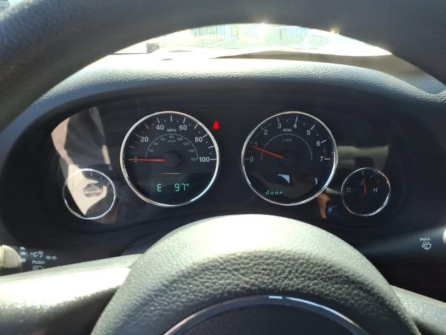 Used 2018 Jeep Wrangler Sport AWD/4WD image 6