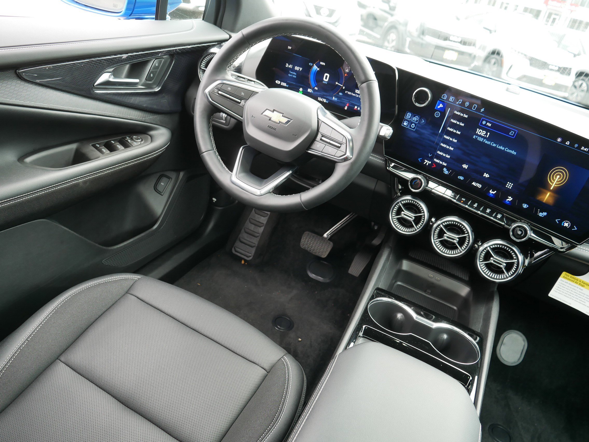 Used 2024 Chevrolet Blazer EV LT image 9