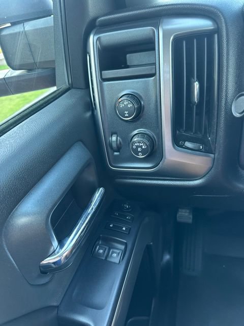 Used 2015 Chevrolet Silverado 3500 LT w/ LT Convenience Package AWD/4WD image 15