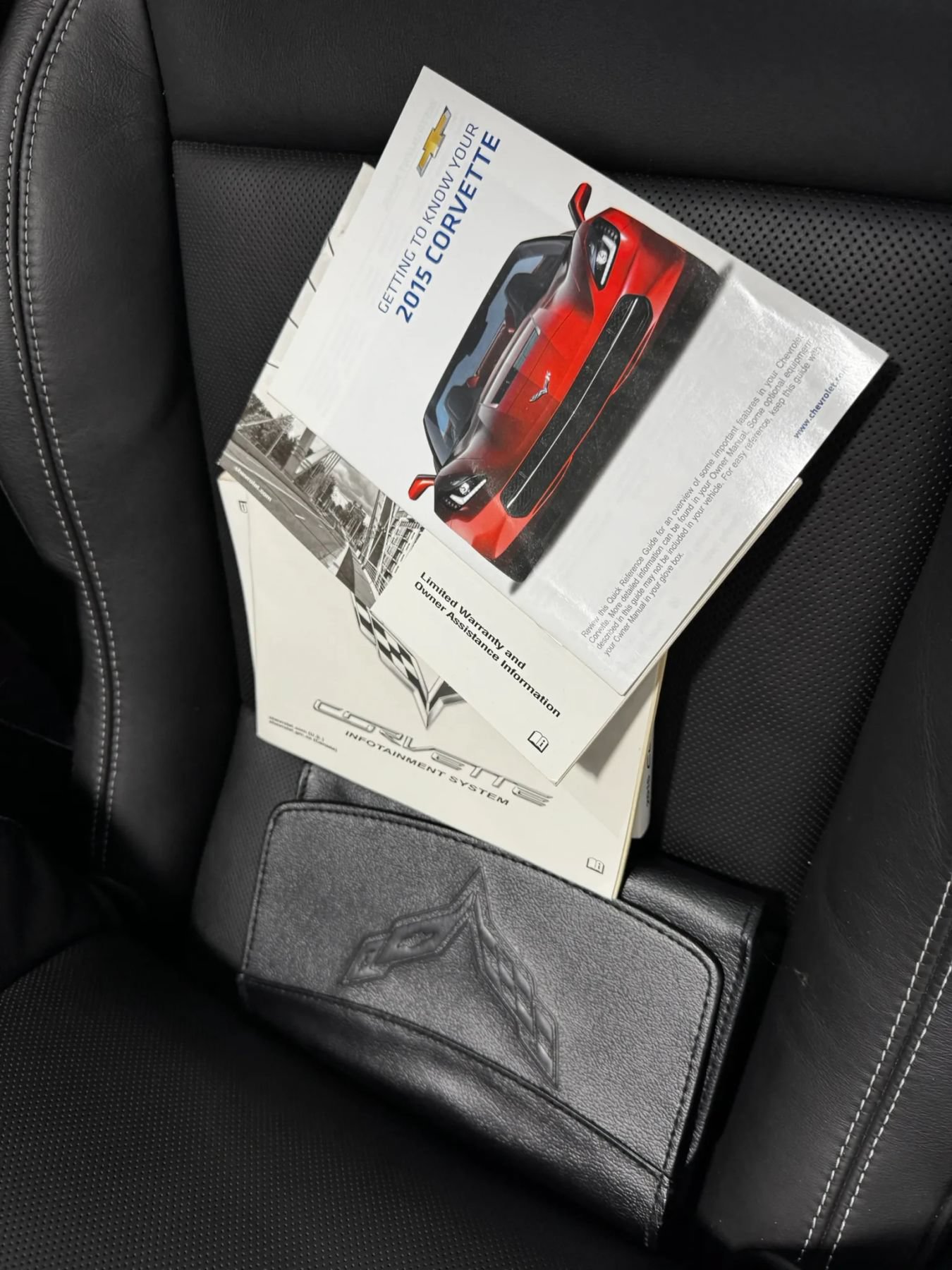 Used 2015 Chevrolet Corvette Z06 w/ 3LZ Preferred Equipment Group RWD image 46