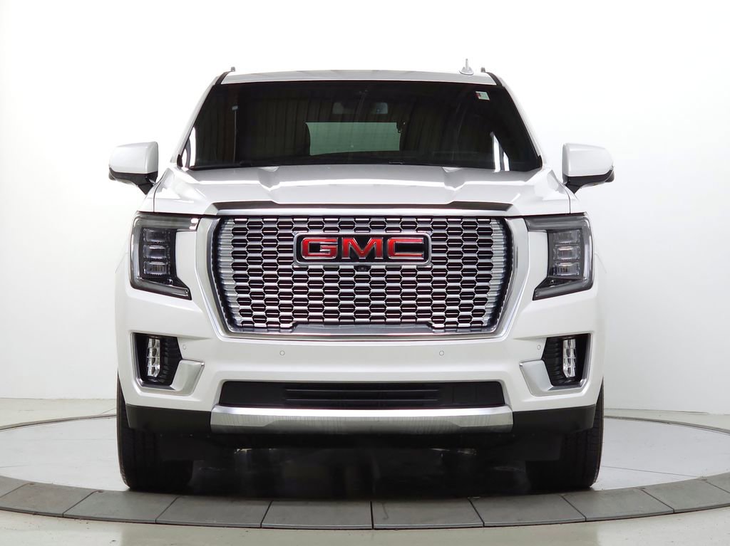 Used 2024 GMC Yukon Denali AWD/4WD image 13