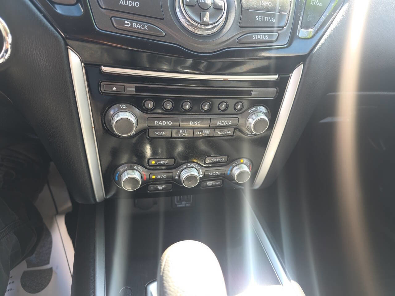 Used 2018 Nissan Pathfinder S AWD/4WD image 14