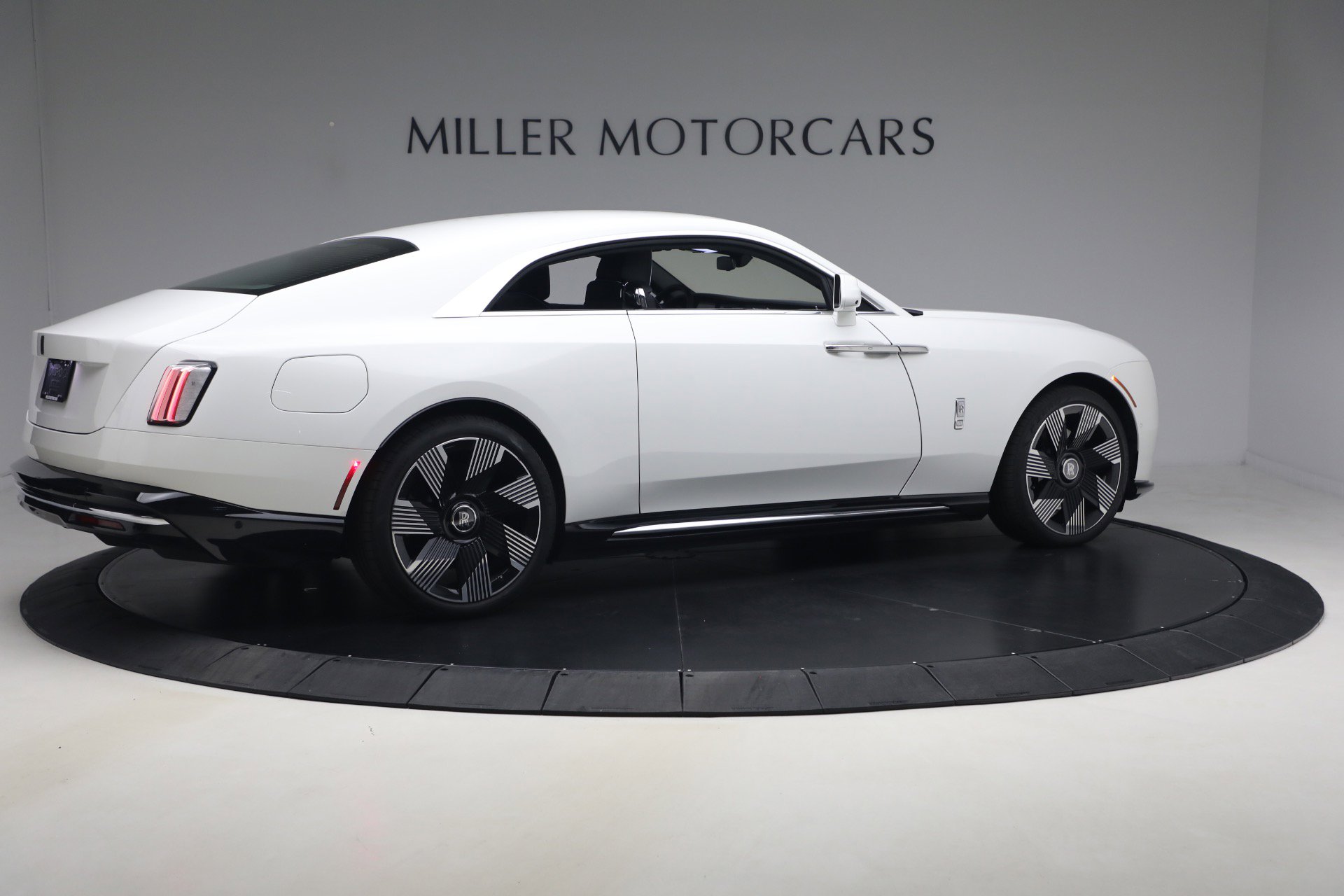 Certified 2026 Rolls-Royce Spectre AWD/4WD image 5