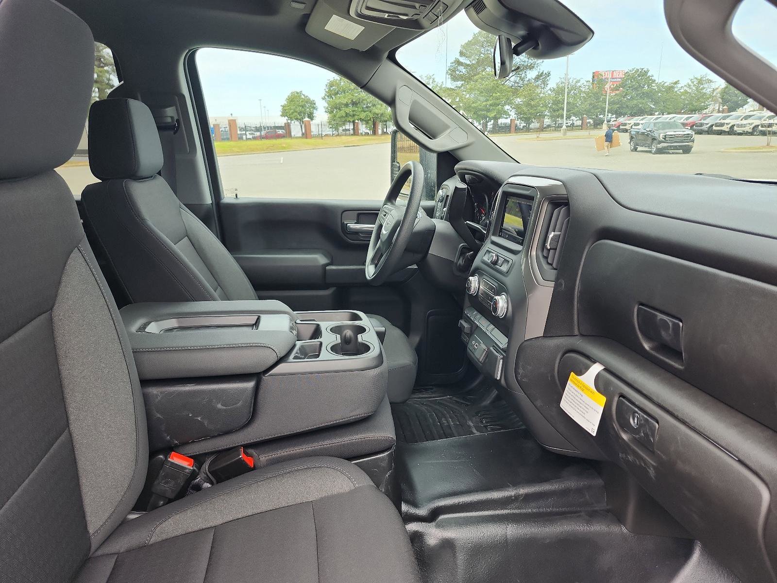 New 2026 GMC Sierra 3500 Pro w/ Convenience Package image 7