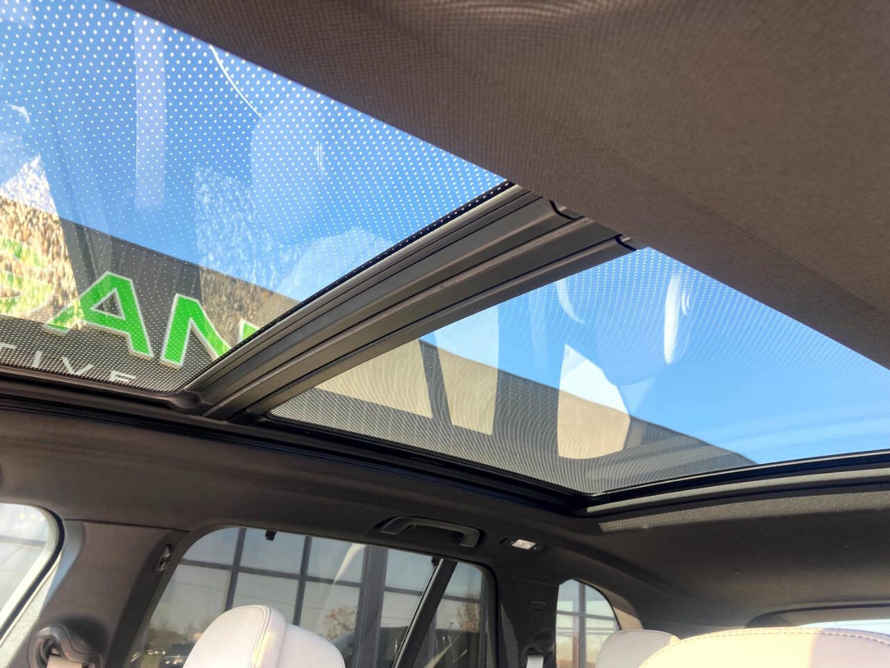 Used 2022 BMW X5 xDrive40i w/ M Sport Package image 24