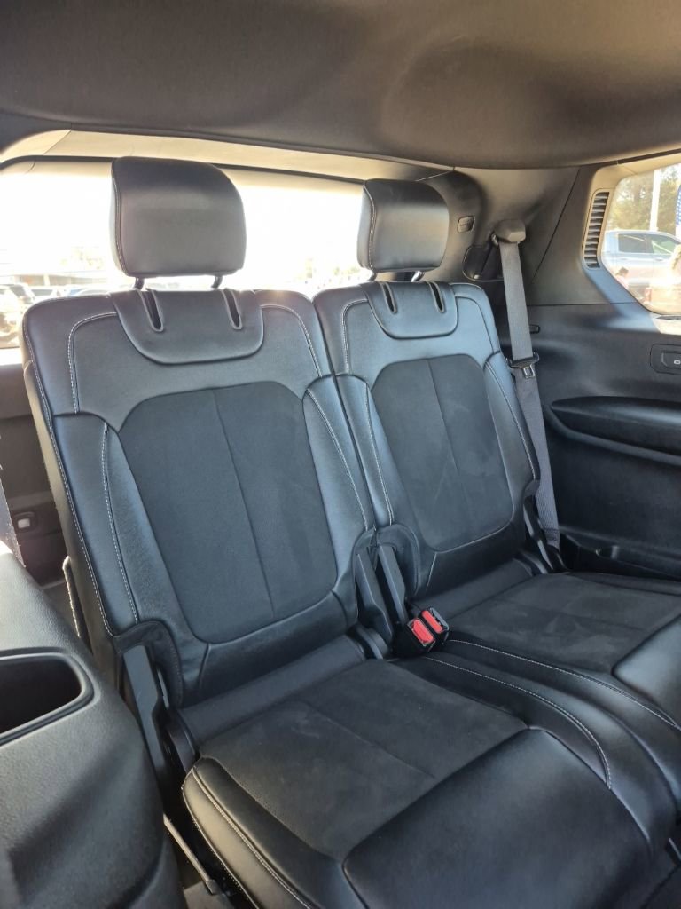 Used 2023 Jeep Grand Cherokee L Altitude AWD/4WD image 38