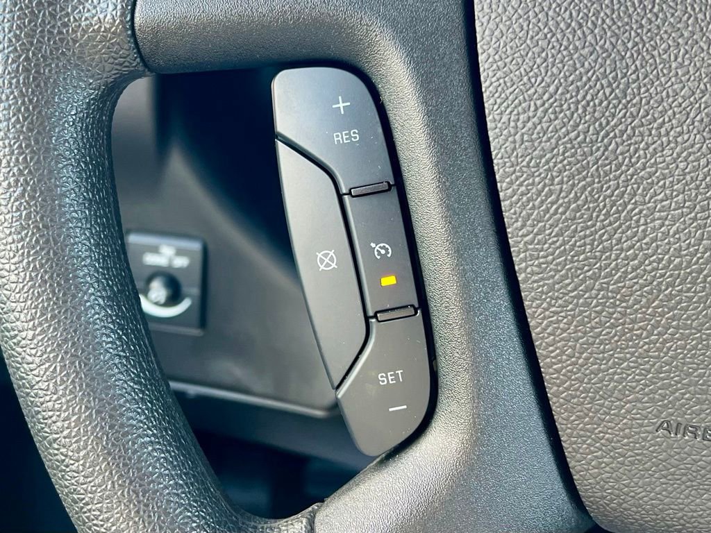 Used 2024 Chevrolet Express 2500 w/ Driver Convenience Package image 16