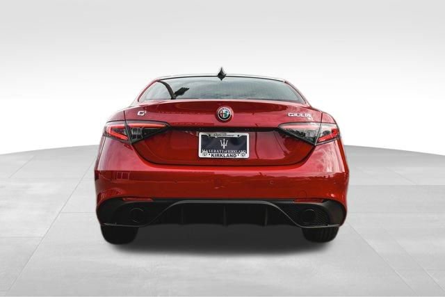 New 2025 Alfa Romeo Giulia AWD image 11