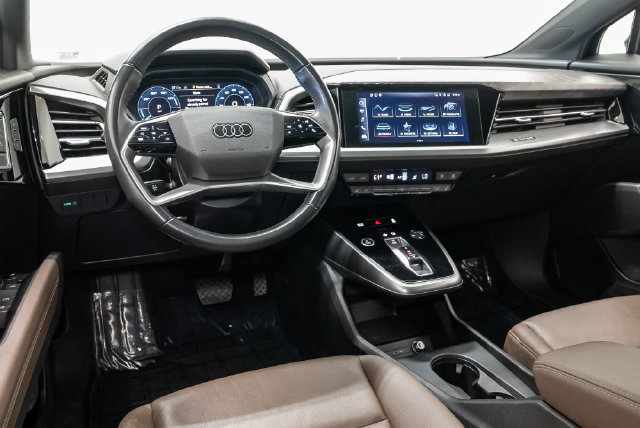 Used 2022 Audi Q4 e-tron Premium w/ Convenience Package AWD/4WD image 7