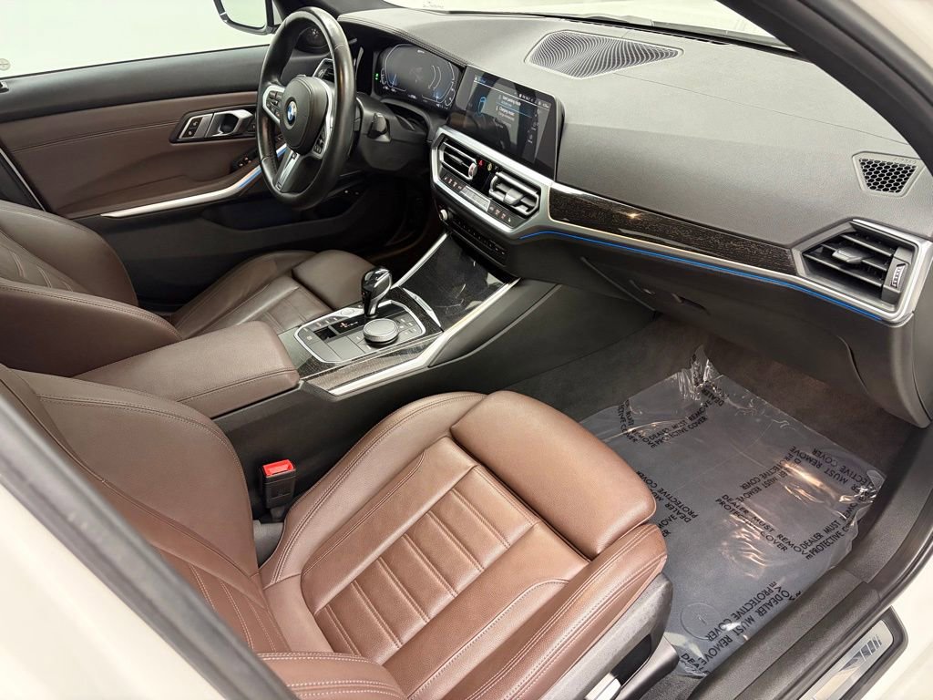 Used 2021 BMW 330e xDrive w/ Executive Package image 51