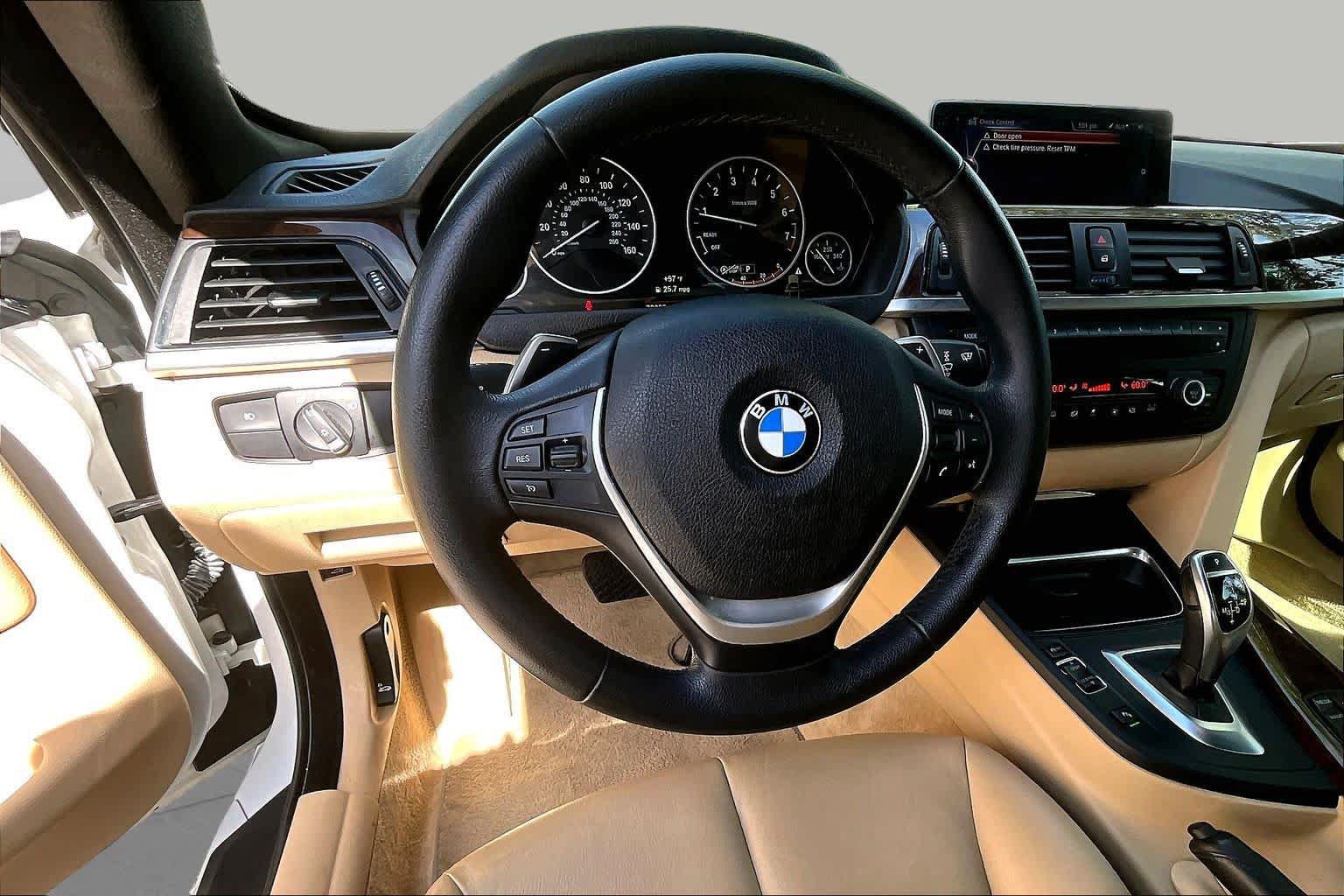 Used 2015 BMW 428i Convertible RWD image 6