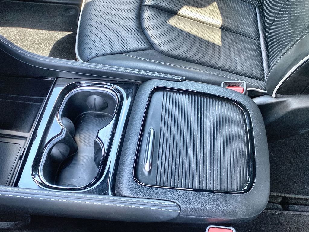 Used 2024 Chrysler Pacifica Limited w/ S Appearance Package image 20