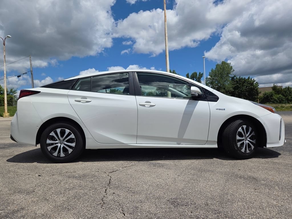 Used 2019 Toyota Prius XLE AWD/4WD image 27