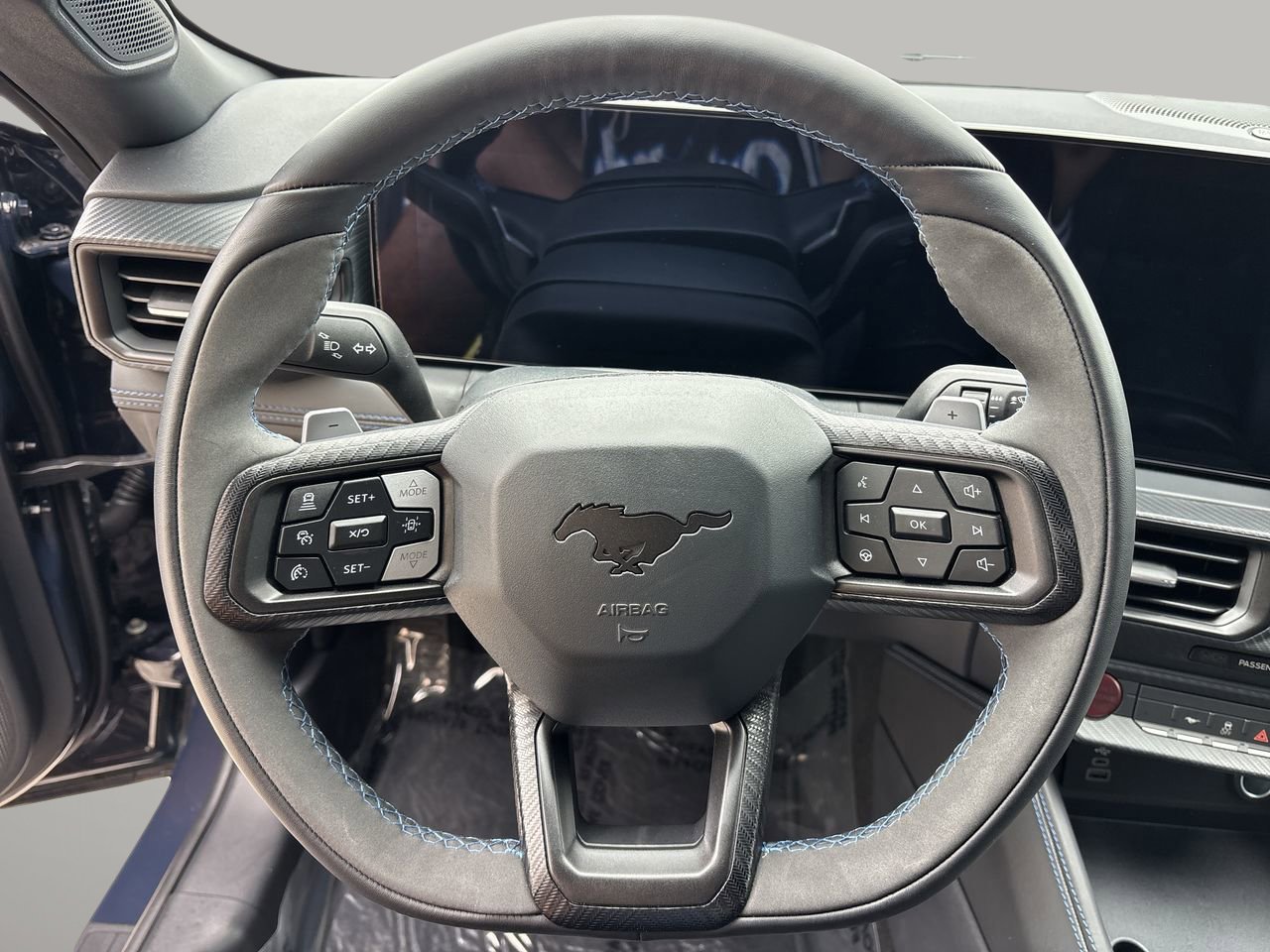 Used 2025 Ford Mustang Dark Horse image 28