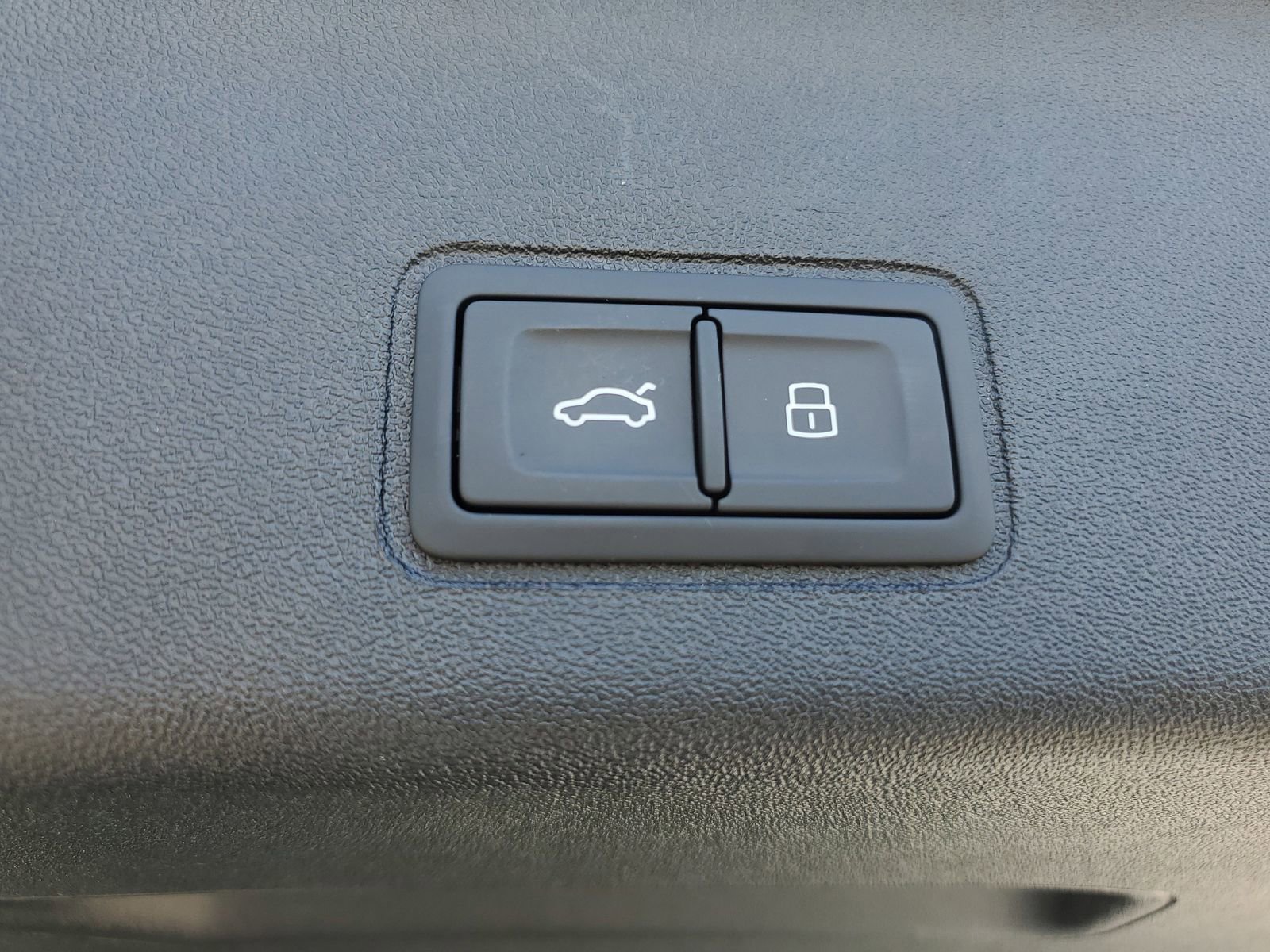 New 2026 Audi Q3 quattro 2.0T image 10