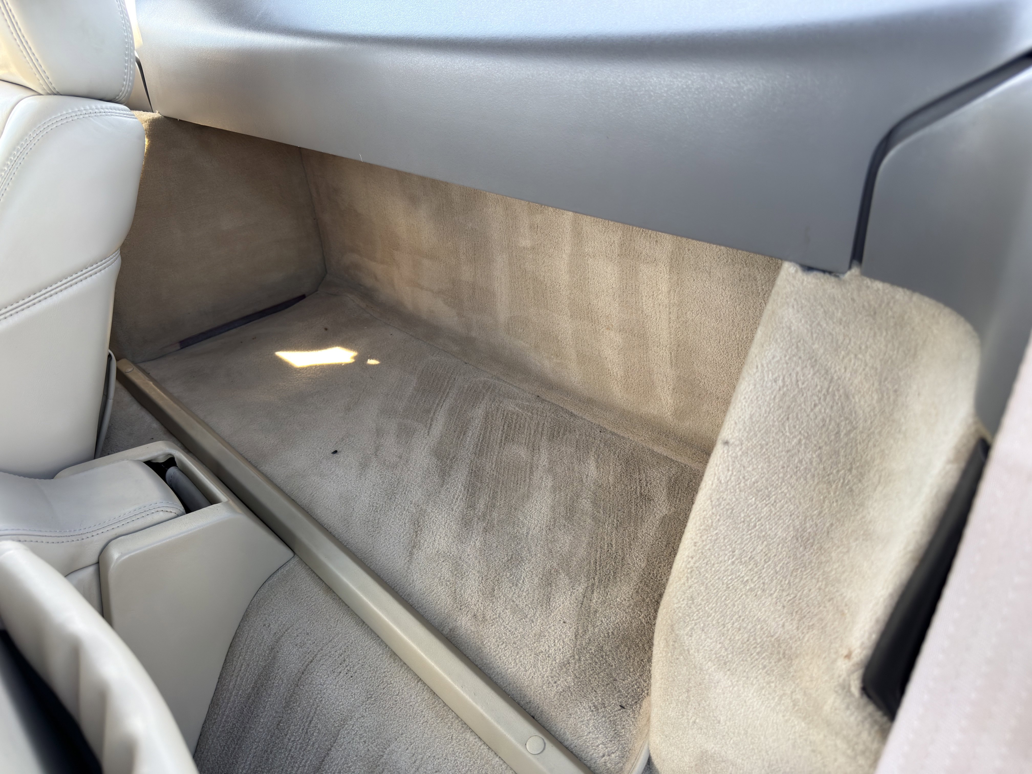 Used 1993 Cadillac Allante image 20