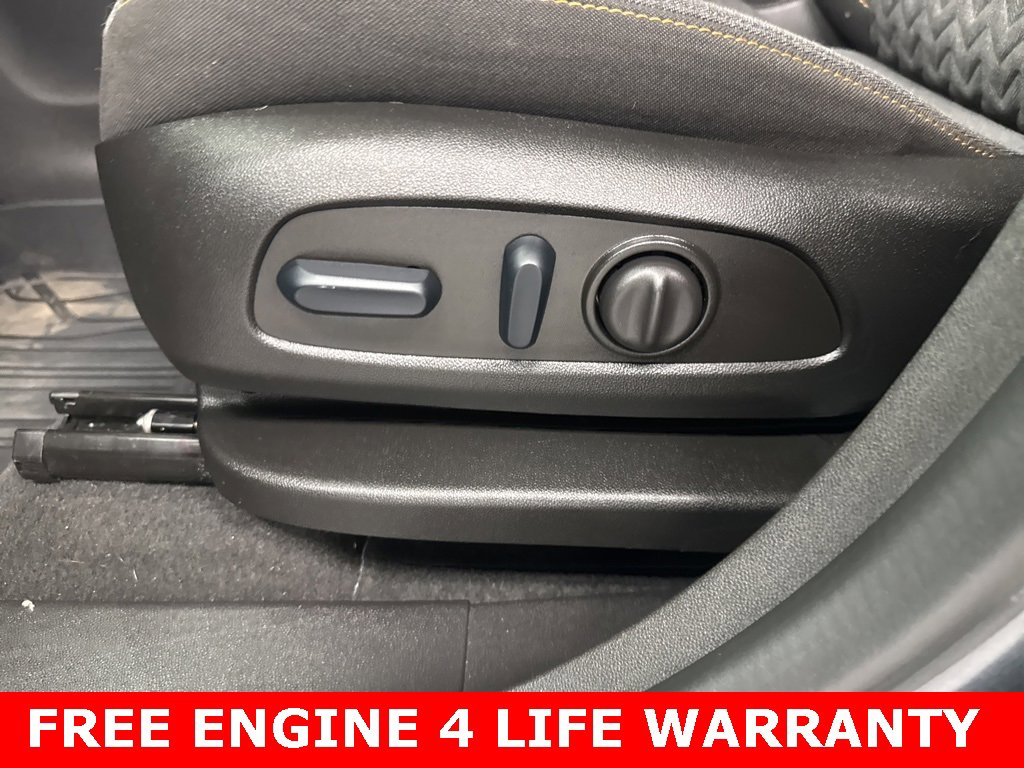 Used 2023 Chevrolet Equinox LT image 9