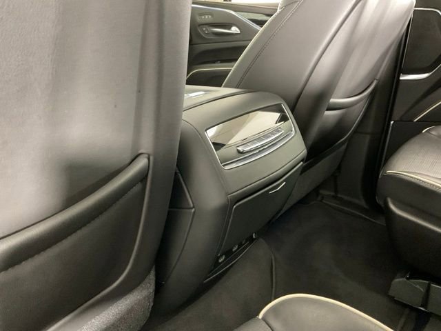 Used 2021 Cadillac Escalade Sport w/ LPO, ONYX Package image 16