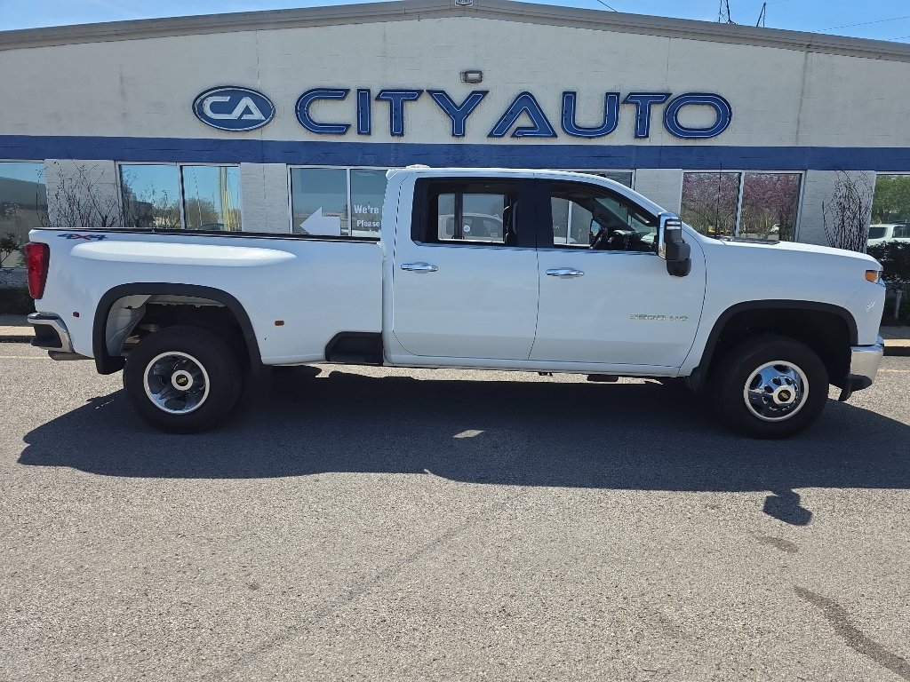 Used 2023 Chevrolet Silverado 3500 LTZ w/ LTZ Convenience Package image 2