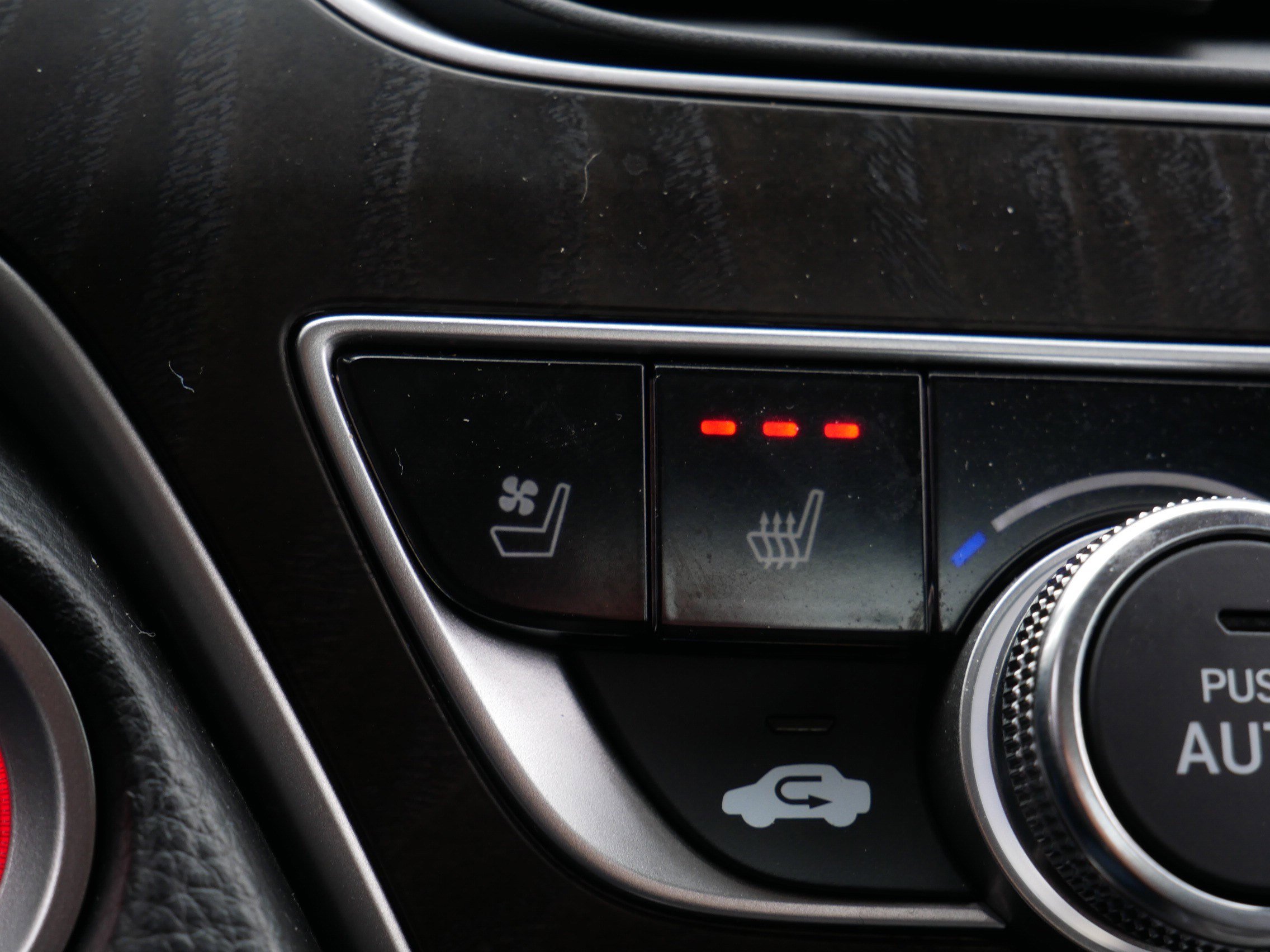 Used 2021 Honda Accord Touring image 30