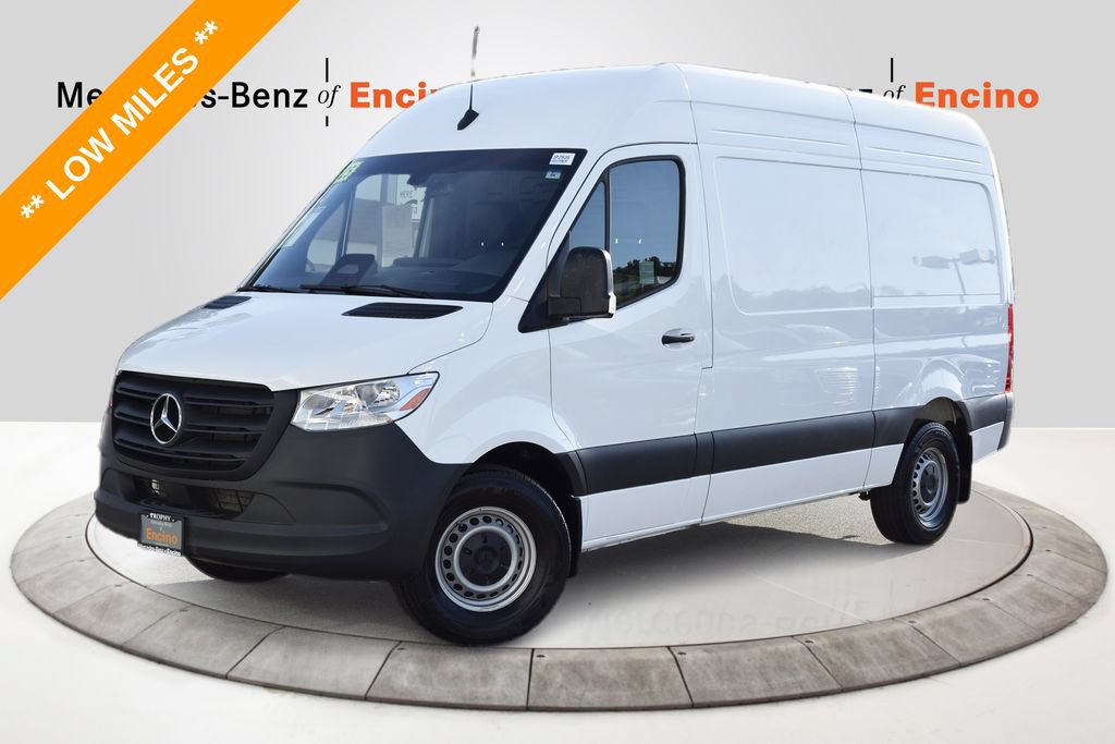 Used 2025 Mercedes-Benz Sprinter 2500 image 1