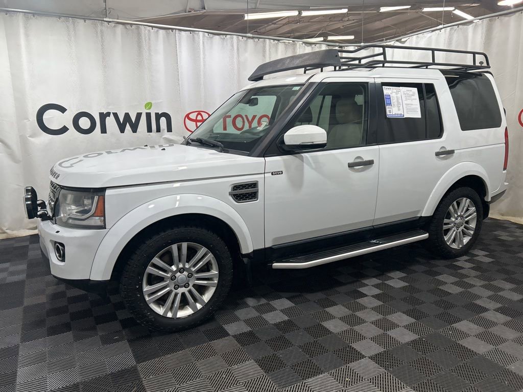 Used 2016 Land Rover LR4 HSE image 4