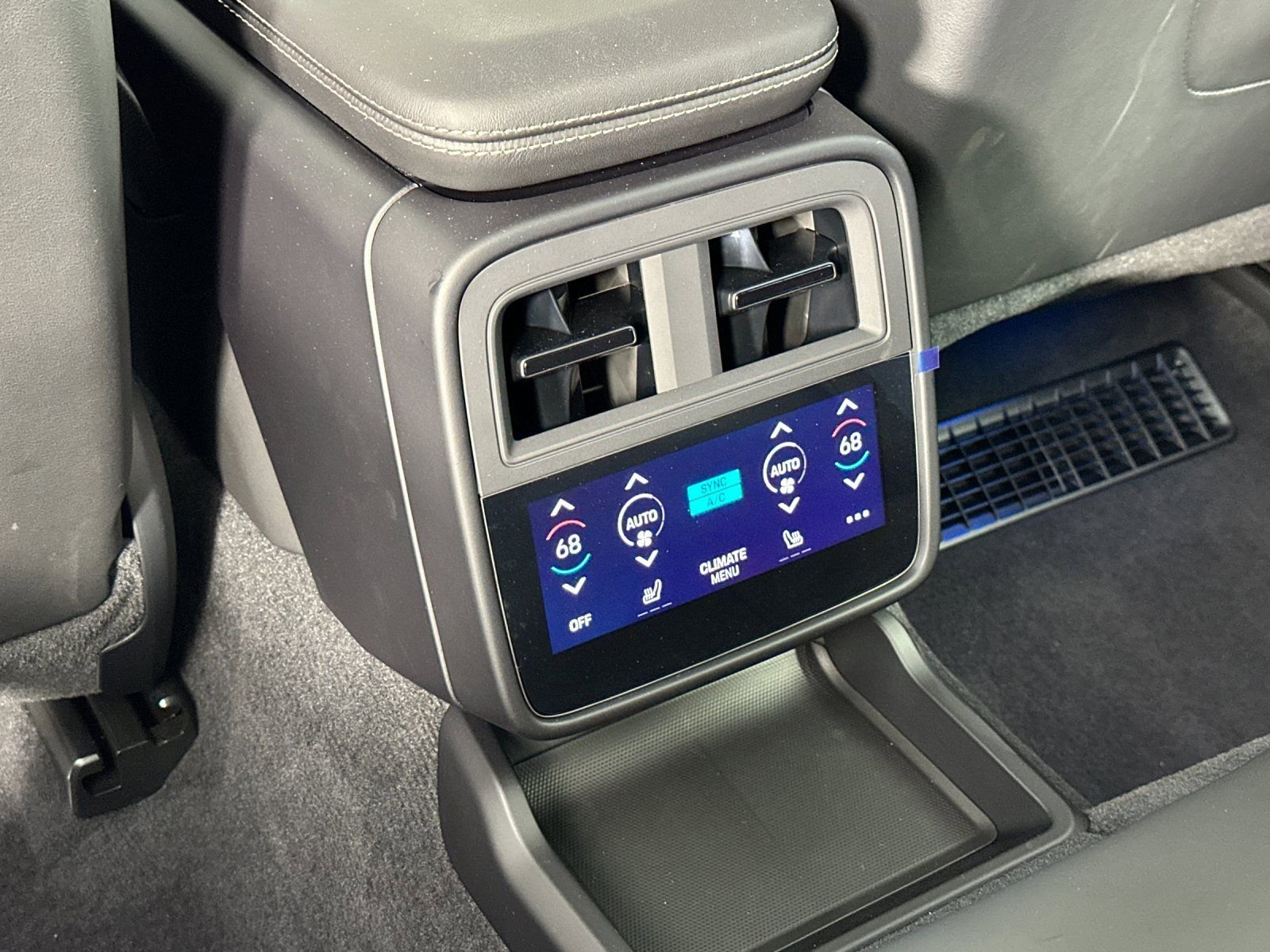 Certified 2025 Porsche Taycan Turbo S image 15