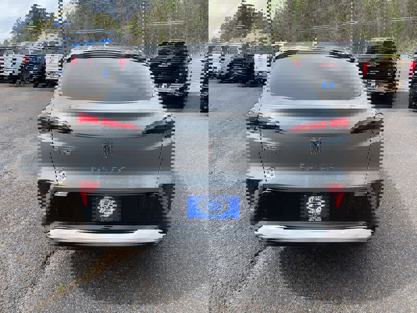 New 2026 Buick Envista Sport Touring w/ Convenience I Package FWD image 4