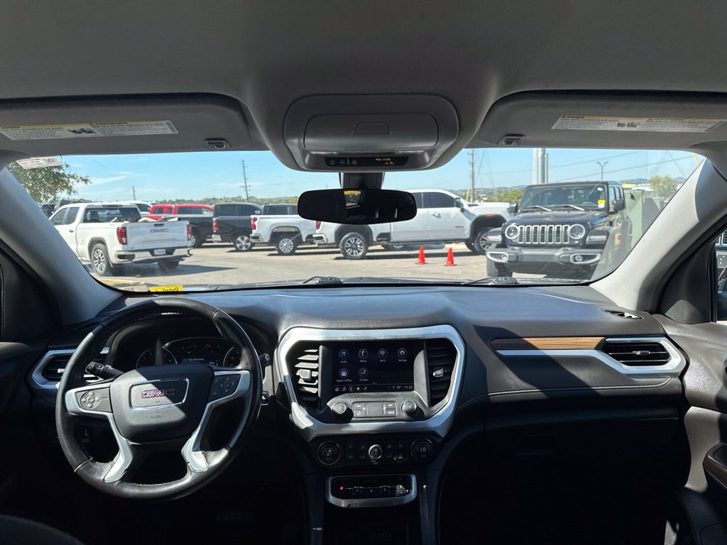 Used 2020 GMC Acadia SLE w/ Driver Convenience Package FWD image 18