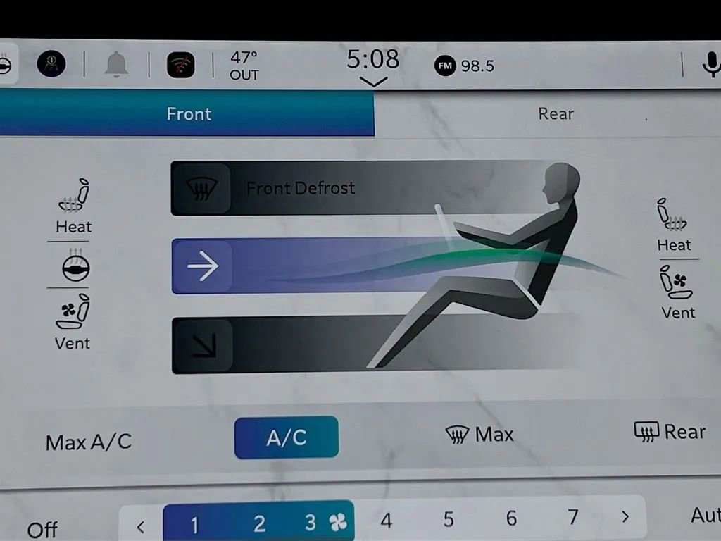 New 2026 Jeep Grand Wagoneer Limited w/ Rear Seat Video Group I AWD/4WD image 22