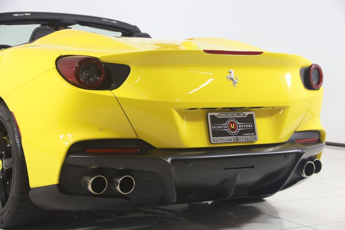 Used 2022 Ferrari Portofino M RWD image 33