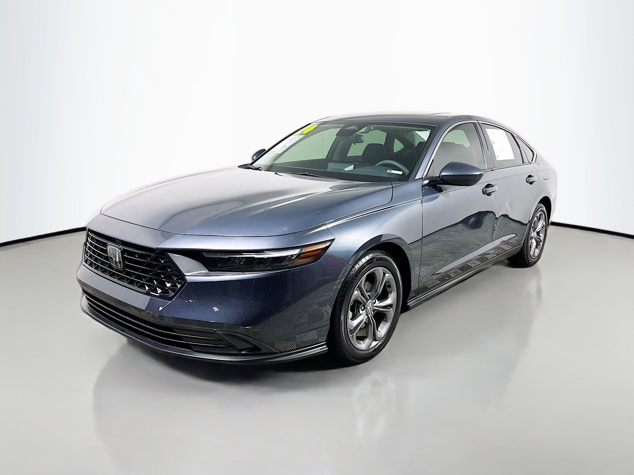 Used 2024 Honda Accord EX image 10