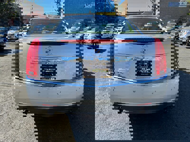 Used 2010 Cadillac CTS Premium image 6