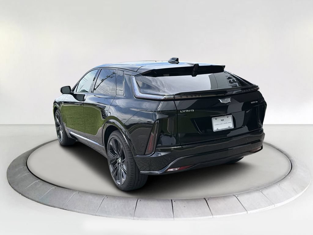 New 2026 Cadillac Lyriq Signature Sport AWD/4WD image 3