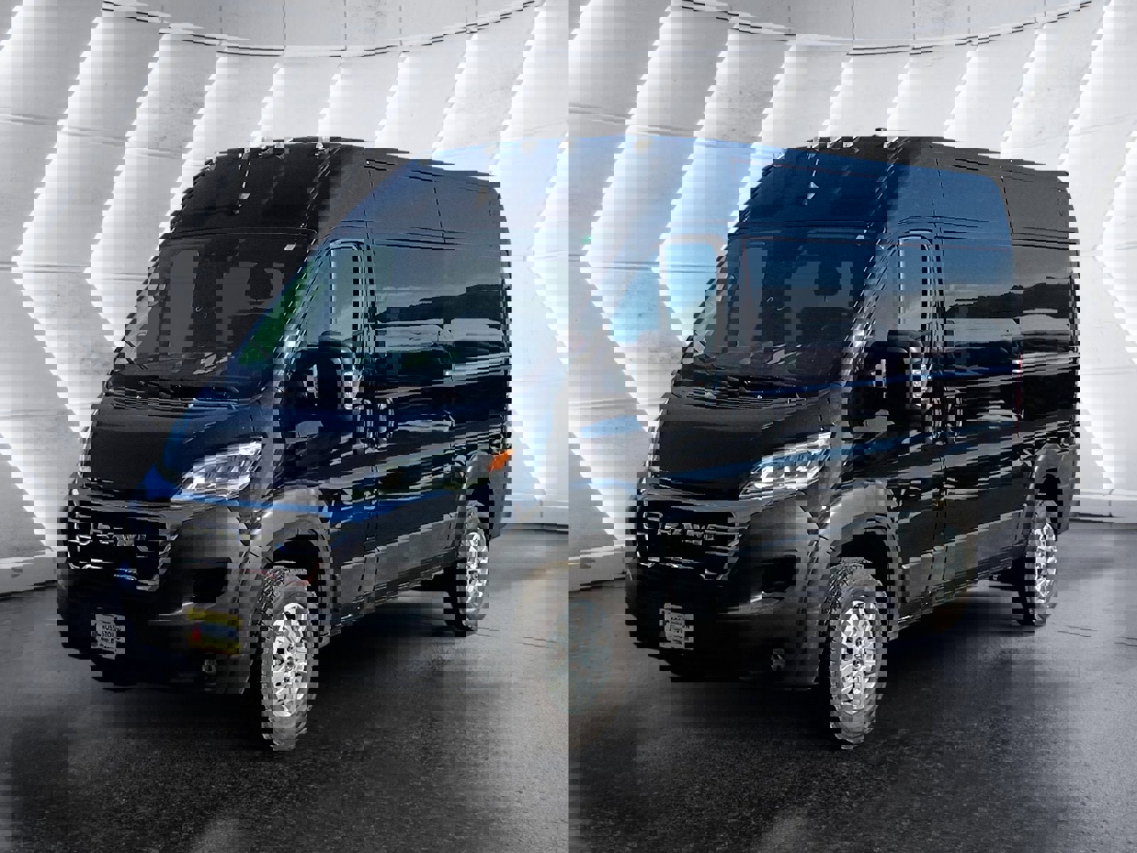 Used 2023 RAM ProMaster 1500 w/ LED Premium image 2