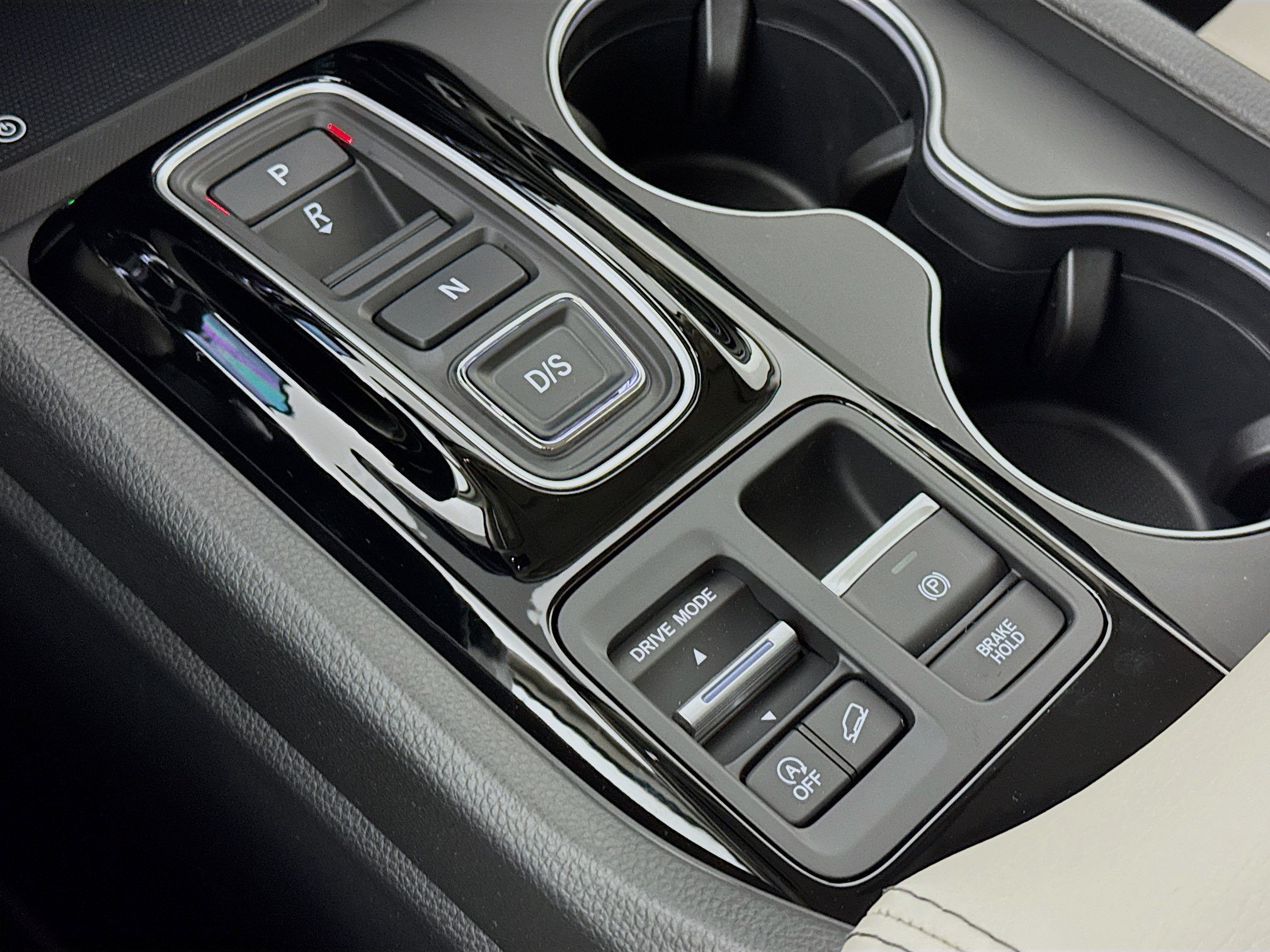 New 2026 Honda Pilot Touring image 17