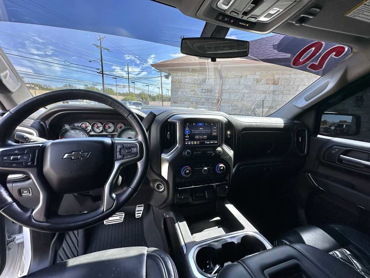 Used 2020 Chevrolet Silverado 1500 RST image 12