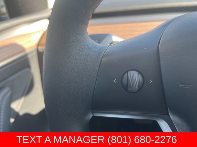 Used 2025 Tesla Model Y Long Range RWD image 21