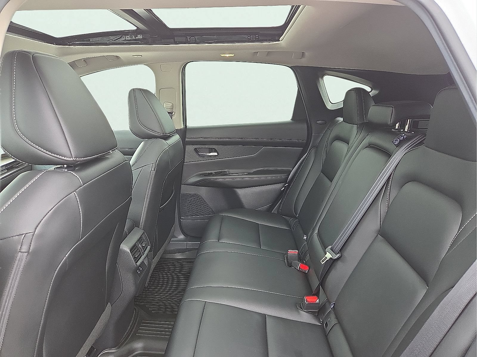 Used 2025 Nissan Murano SL AWD/4WD image 10