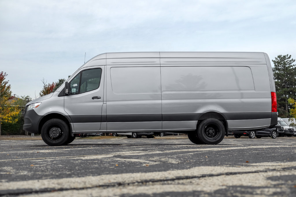 New 2026 Mercedes-Benz Sprinter 4500 image 3