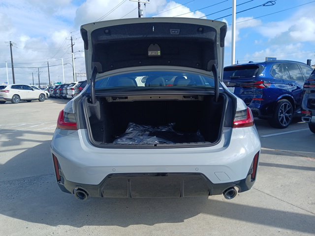 New 2026 BMW 330i Sedan w/ M Sport Package RWD image 9