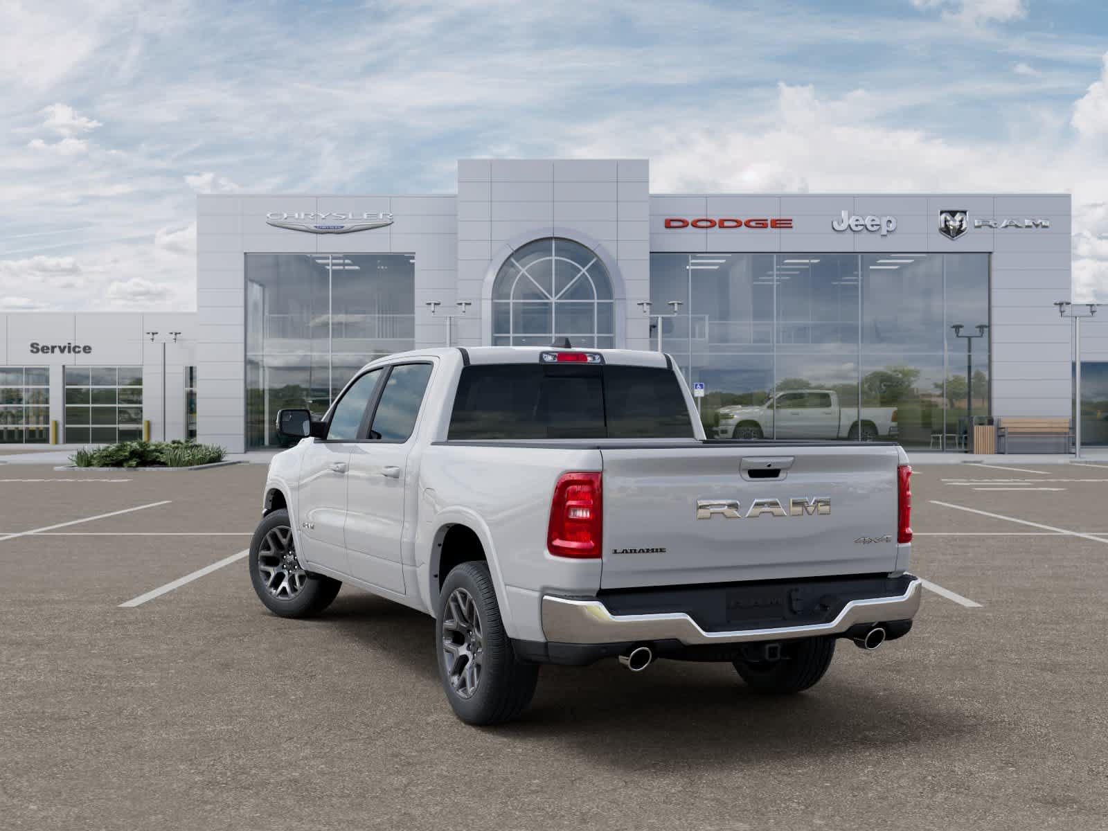 New 2026 RAM 1500 Laramie AWD/4WD image 3
