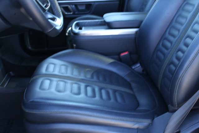 Used 2024 Rivian R1S Adventure AWD/4WD image 43