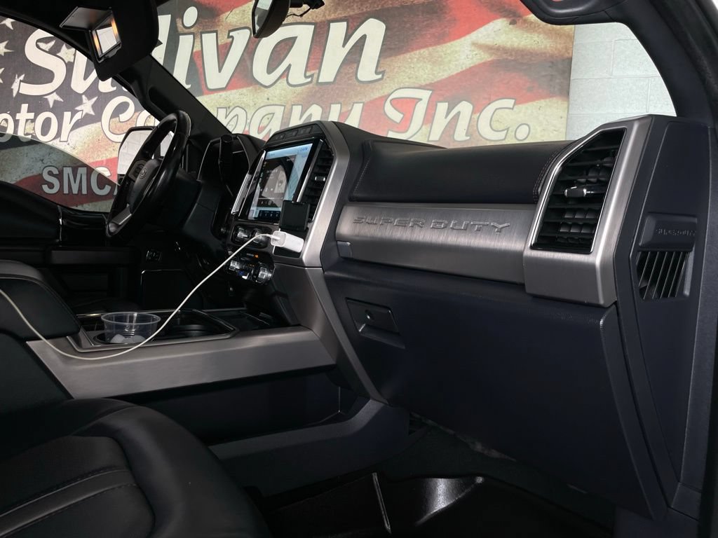Used 2022 Ford F250 Platinum w/ FX4 Off-Road Package AWD/4WD image 24